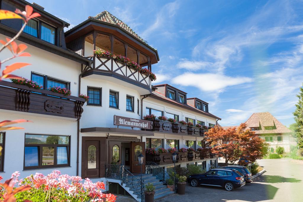 Alemannenhof Hotel Schallstadt Exterior foto